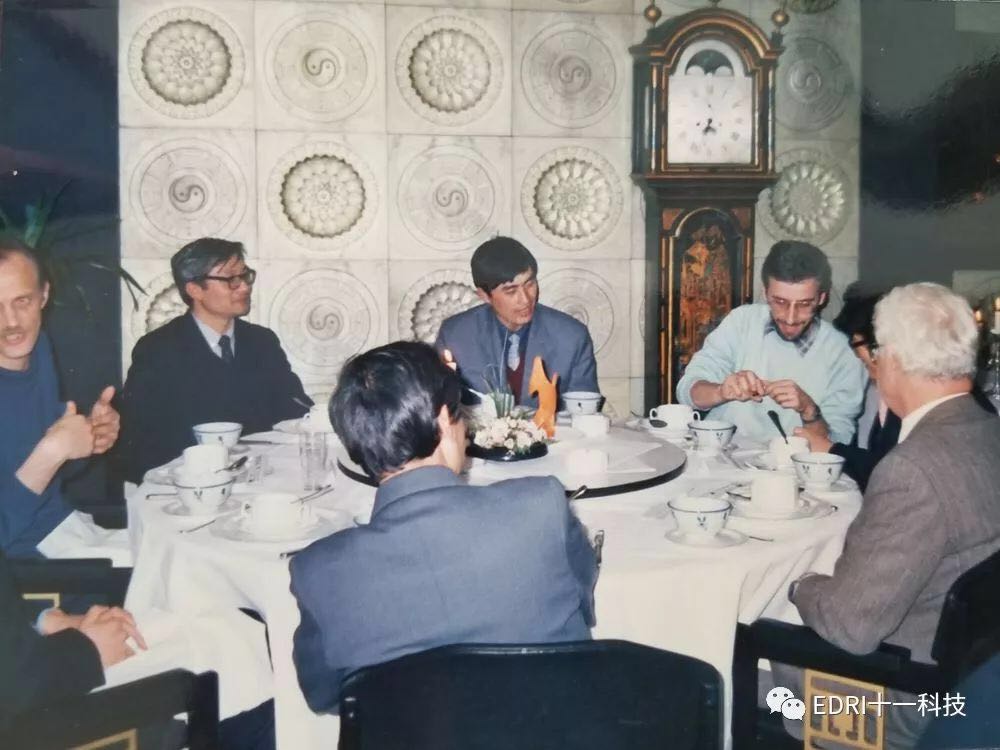 1528168681115173.jpg 31.jpg